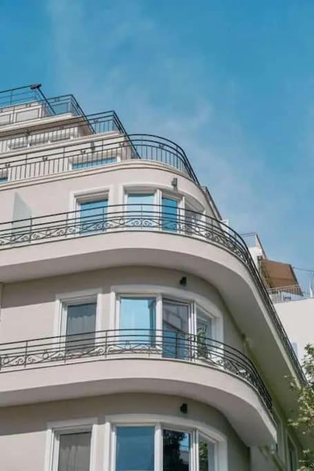 Viola Comfort Suite Athens Exterior photo