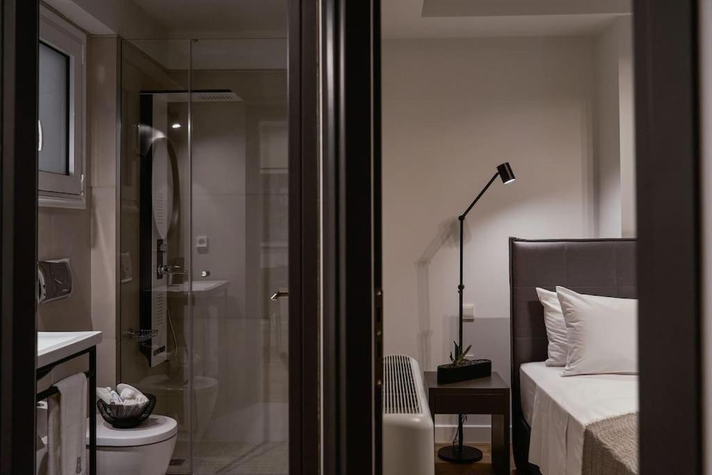 Viola Comfort Suite Athens Exterior photo